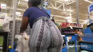 Morena En Supermercado