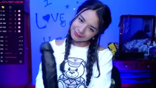 Sexy Brunette Likes To Suck Cock Every Day!