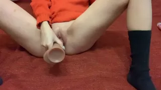 Legede Med Hendes Forste Legetoj Forældre Kom Og Matte Stoppe