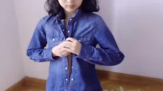 Brunette Solo Webcam Masturbation