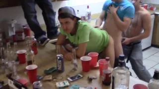 Ein cremiges Frat House Gay Porn Boys