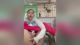 Watch How Creamy This Bitch Get. She’s Gorgeous