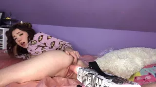 Sexy Hottie Enjoys A Solo Toy Masturbation - Anetta Keys