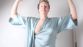 Rose Kelly Stretching Hairy Pussy Slip Video