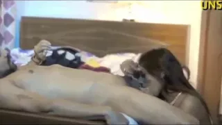 Devar Ko Akela Pakar Bhabhi Uske Lund Pe Toot Padi Or Chudai