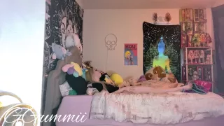Ggummii - Spying On Sis