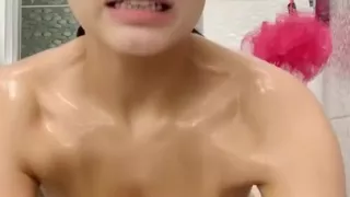 Youtuber Leaked Big Tits Nude Shower Porn Video