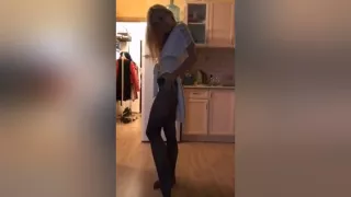 Girlfriend Horny In The Kitchen