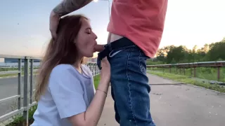 Fucked An 18-year-old Beautiful Girl For Free On The Highway