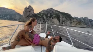 Sammmnextdoor - Date Night #08 - Fucking The Captain On My Boat Tour To Capri While The Crew Watches
