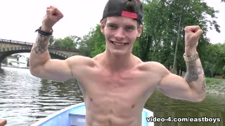 Geji, Handjob, Samozadovoljevanje, Solo, Mladi