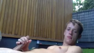 Wanking And Cumming In The Garden