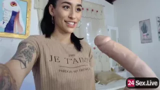 plump lips slut gives that big dildo a sloppy deepthroat blowjob 