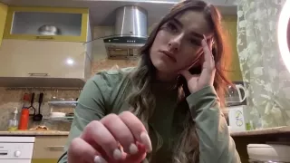 Dickes Mädchen mit schönem Arsch neckt auf Periscope