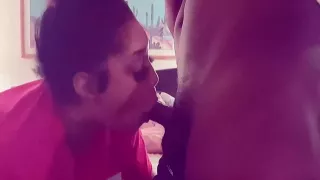 Kleine Schlampe In Die Zange Genommen