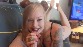 Aria Loves to Suck and Deepthroat Osiris' Big Cock and Curl her Toes while Giving Amazing Sloppy BJ