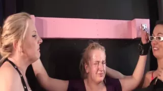 4 sluts spit all over a poor girls face. Pt. 1