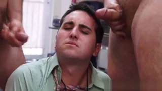 Straight amateur facialized after pawning ass