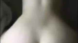 Delicioso culito de jovencita de 18 petite teen