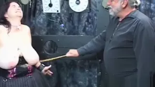 Stripped non-professional beauties on cam