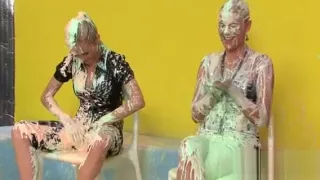 Back yard lezzie food porn