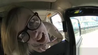 Tattooed amateur blonde in glasses fucked in the backseat