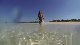 Amazing Gorgeous Tanned Beach Nude.