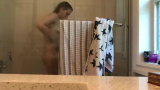 Amateursex, Fantasie, Versteckter Sex, Dusche, Schwester, Kleine Titten