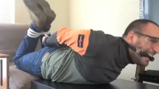 Amatérky, BDSM, Fetiš, Gay, Sólo, Svázaný