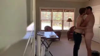 College Boy intim mit haarigem Italiener, Rim und Swallow