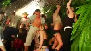 Lusty partying with wild babes