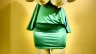 Extra thick mama stripping and teasing