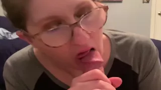 Nerdy Girlfriend Gives Sensual Blowjob