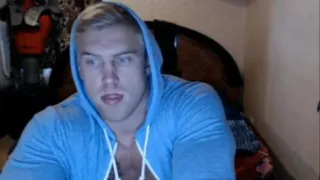 Heiße Muskel-Blondine wichst - Jockshows