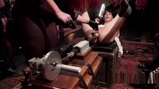 Orgie Hollyday Auspeitschen und Ficken