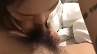 校 花 級 嬌 嫩 性 感 的 大 學 美 女 和 男 友 邊 操 邊 自 拍 趁 美 女 高 潮 正 爽 時 把 她 菊 花 也 爆 了 女 說 幹 嘛 別 照 了 痛 死 了 國 語