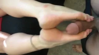 Hot MILF Footjob And Cumshot On Her Toes