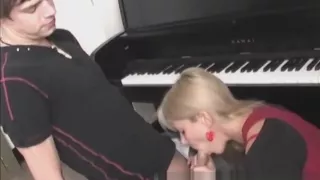 Cute french gf sucking cock on piano part4