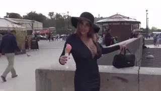 Francais chienne baise touriste paris en voiture