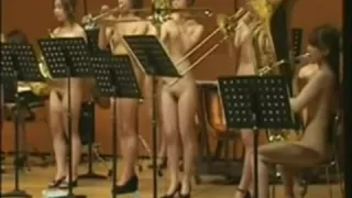 Nude orchestra