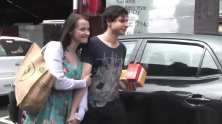 real amateur girlfriend  outdoor oral clip