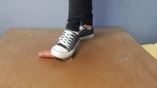 Converse cockcrush and shoejob with cumshot