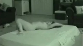 Freche Ehefrauen werden von ihren Männern zusammen gefickt