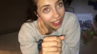 sexy teen girlfriend doent like her first facial