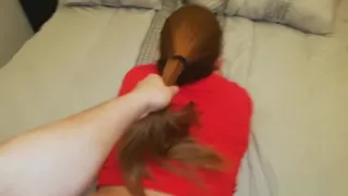 jovencita con culo enorme es follada por su padre