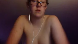 LayLay And The Skype Call