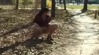 beautie teen peeing in public