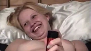 Kelli Masturbates and Makes Fun of BF's Cock