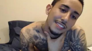 Tatted Asian cutie flexes and stretches on cam