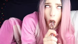 Sweet Girl Playing Hard With Her Ass - Amateur Anal LittleReislin